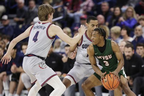 No. 10 Gonzaga rebounds from loss, rolls past Mississippi Valley State 78-40